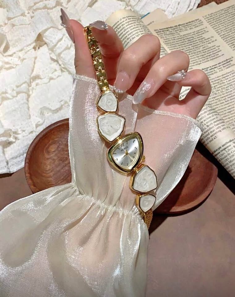 Charming Women’s Watch