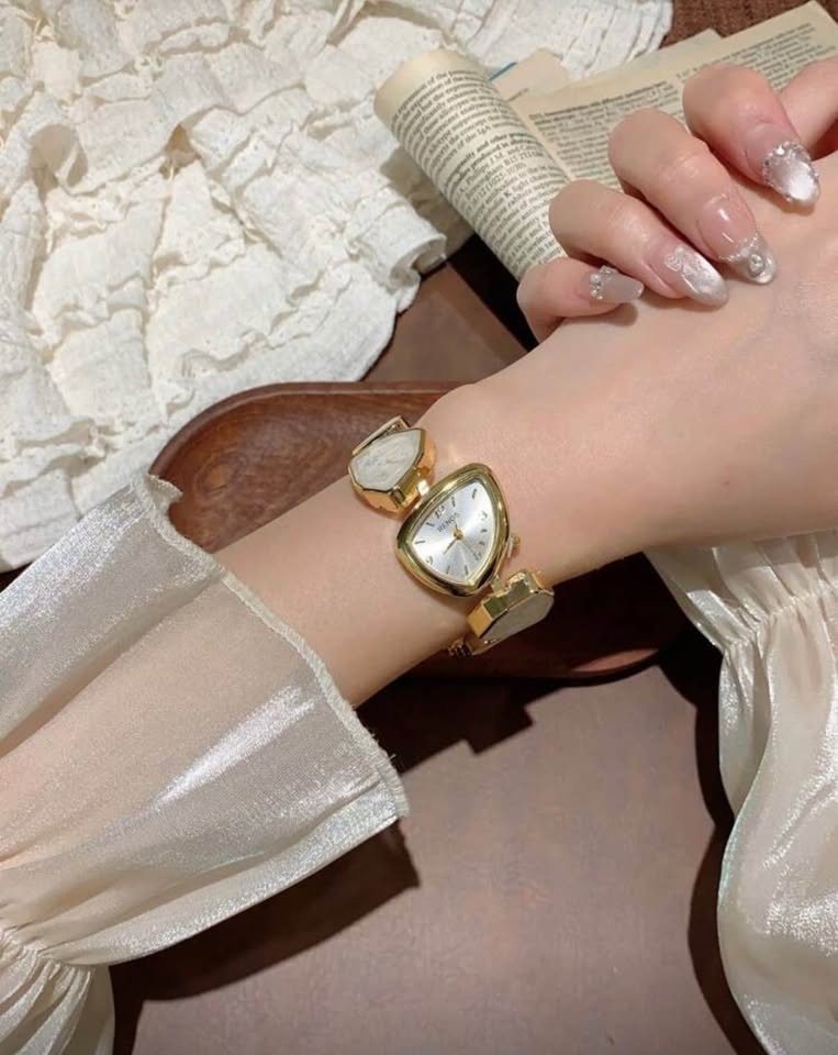 Charming Women’s Watch - photo 2