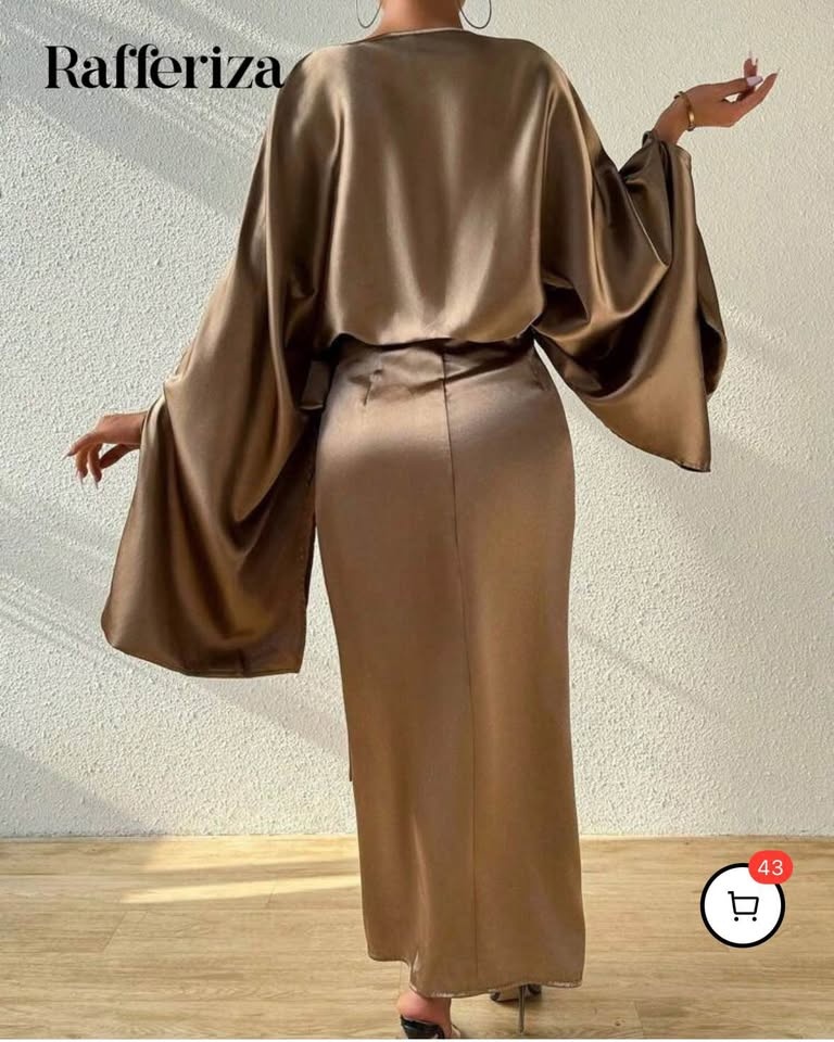 US 4 Small - Chiquease 2-Piece Midi Set (Batwing Top + Knotted) - photo 4