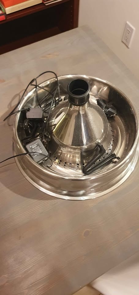 Stainless steel cat fountain. - photo 4