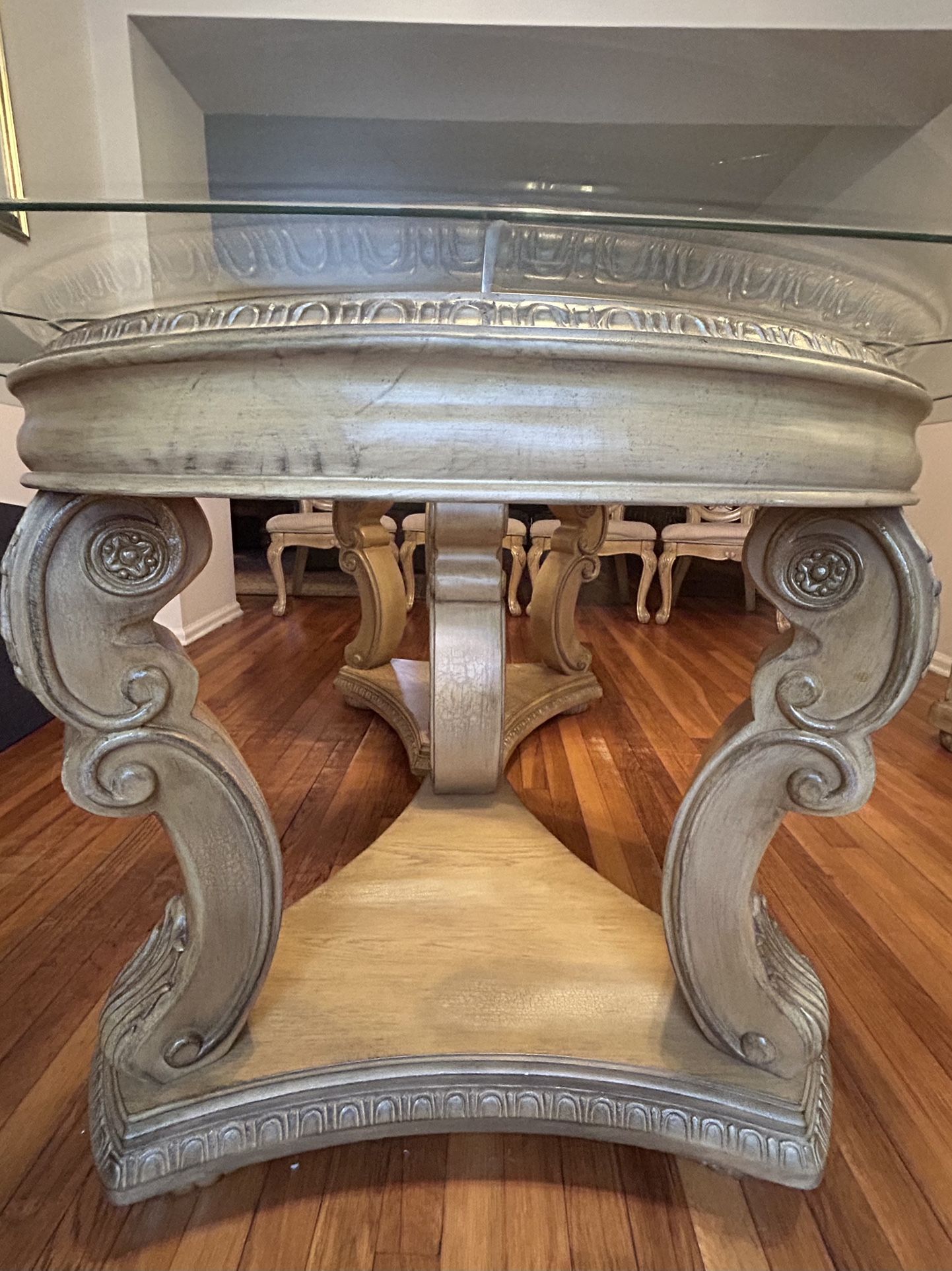 Gorgeous beveled glass top dining set with 2 ornate carved wood - photo 4
