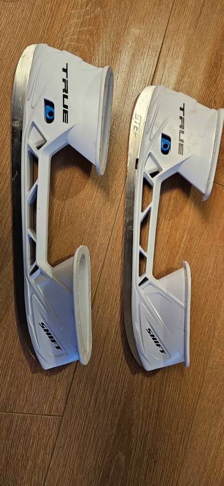 TRUE Shift Skate Holders Size 9 - photo 2