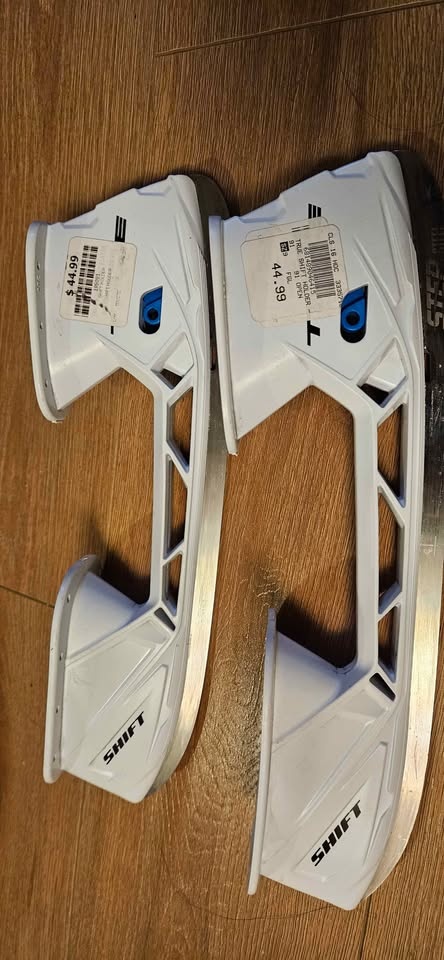TRUE Shift Skate Holders Size 9 - photo 3