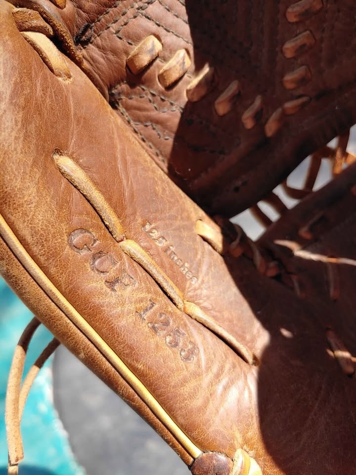 Mizuno Baseball Softball Glove Youth Size - photo 4