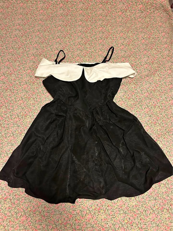 Black Off-Shoulder Dress - 2XL