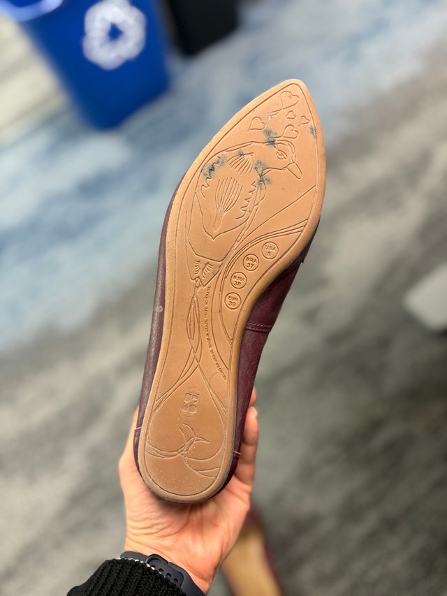 Bottero Women’s Loafers Size 8 (burgundy) - photo 2