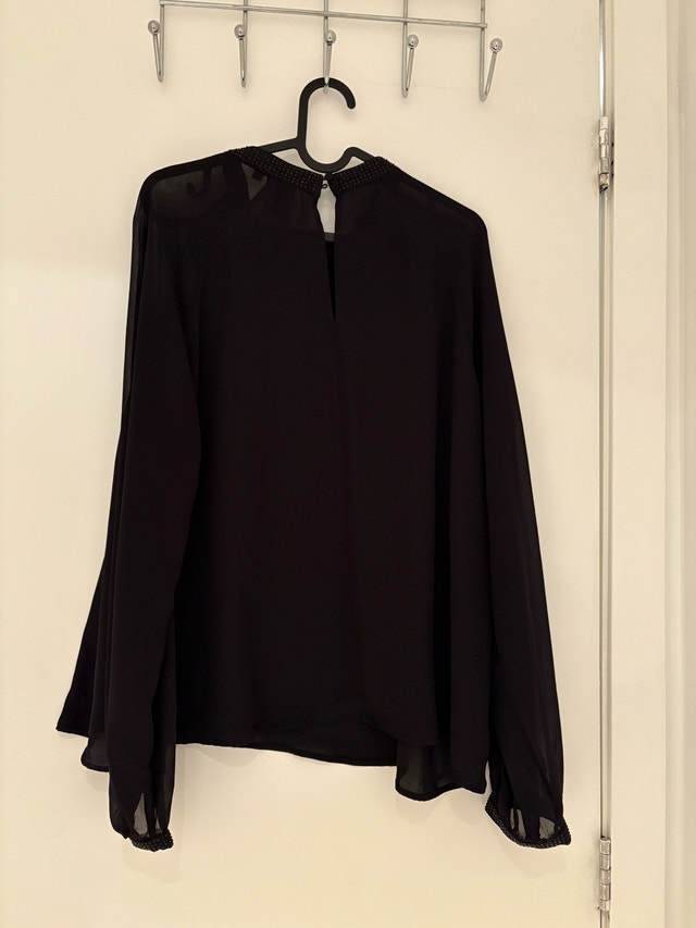 Reitmans Modest Black Party Top with Sequins - XL - photo 4
