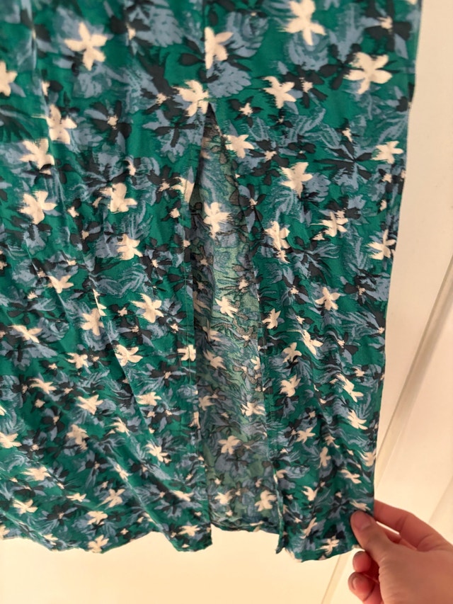 Uniqlo floral dress - large - photo 4