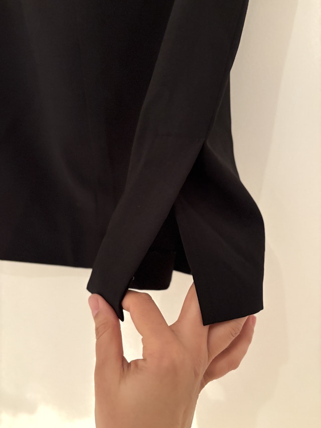 Black pencil skirt with slit by Austin Reed (size 14) - photo 2