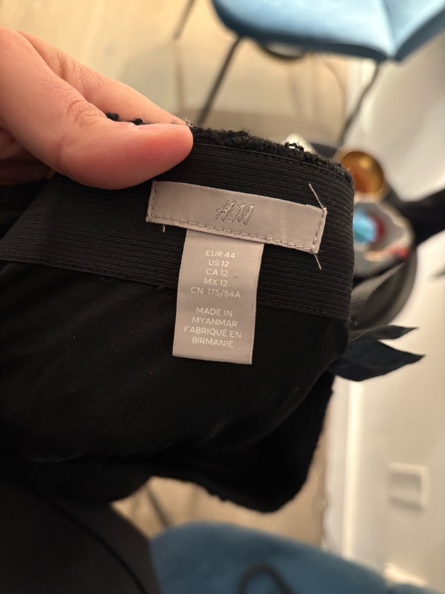 H&M Textured Black Mini Skirt (Size 12) - photo 2
