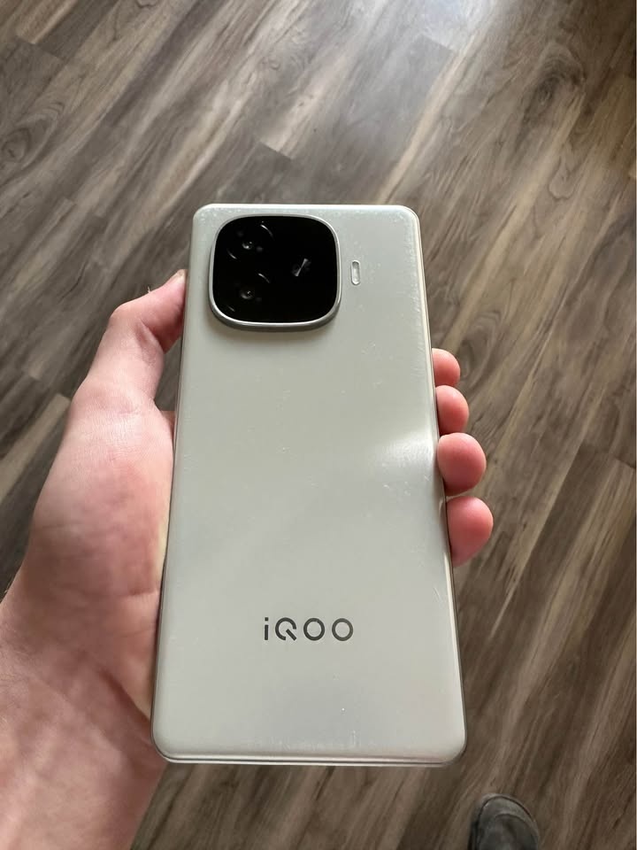 iQOO Z9 Turbo+ 5G | 16GB RAM | 512GB Storage | Dimensity 9300+ - photo 3