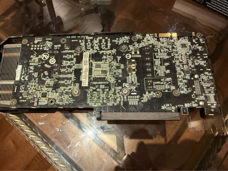 Gigabyte GTX 1070 WINDFORCE OC - photo 3