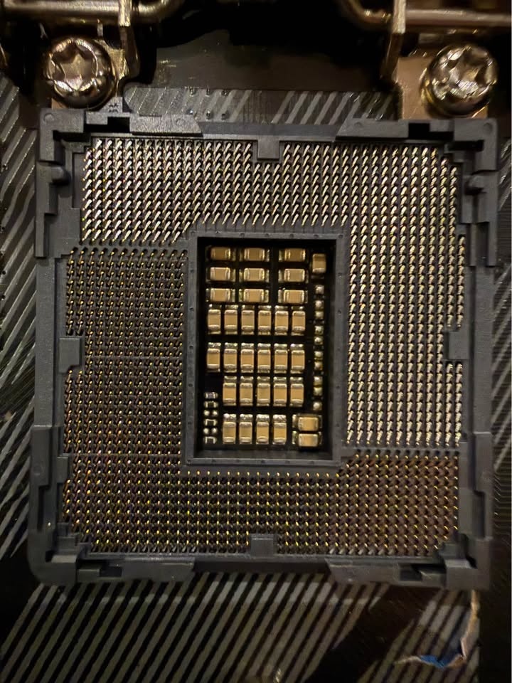 Intel i5-8600k + Asus ROG STRIX Z370-E - photo 3