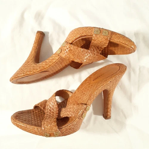 BCBG MAX AZRIA Women's Beige Weaved Leather Mules Size 8 - photo 2
