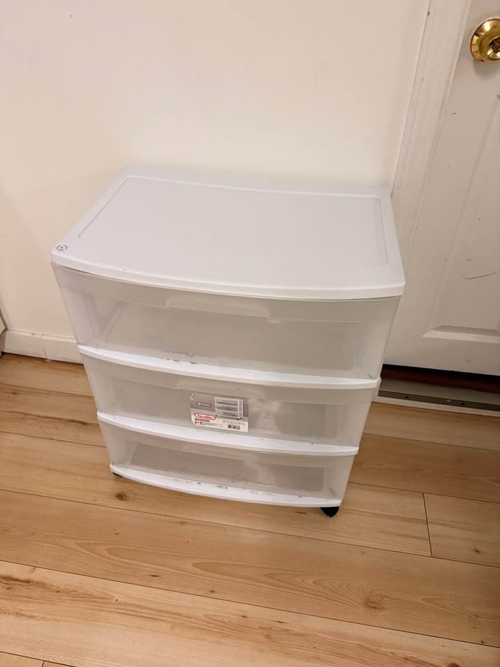 Storage bin