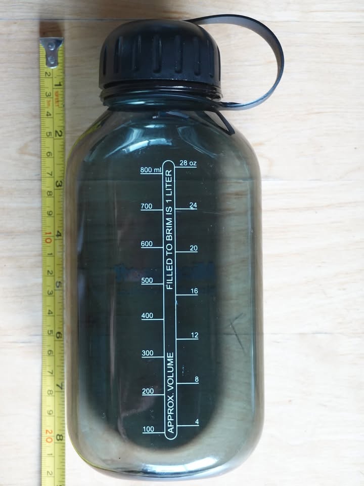 1 Liter Water Bottle - photo 3