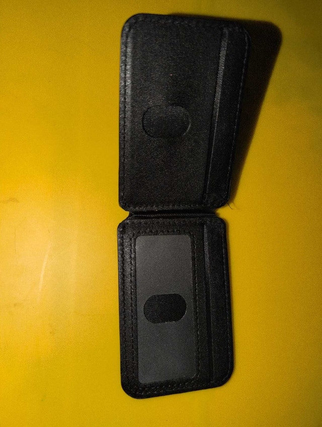 Roots MagSafe Wallet - photo 3