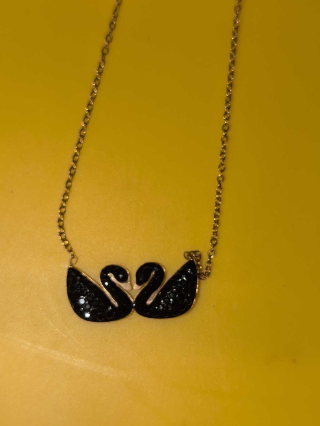 Swan Necklace - photo 2