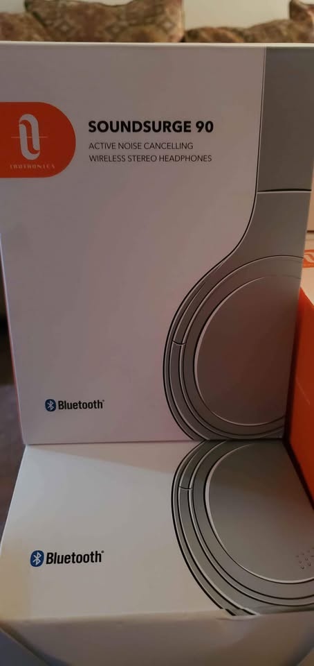Soundsurge 90 wireless headphones - photo 2