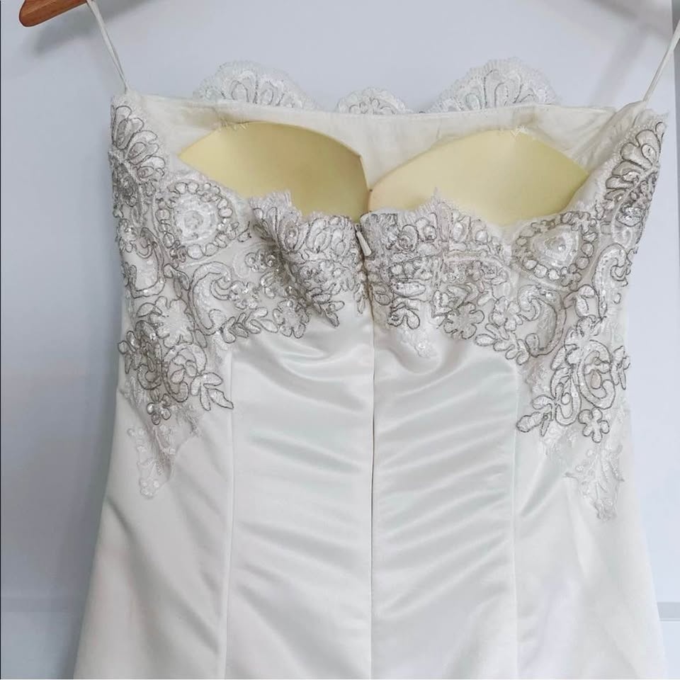Size 4 Wedding Dress - photo 4