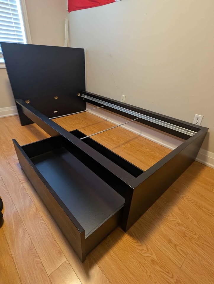 TWIN Ikea Malm Bed Frame with 1 drawer