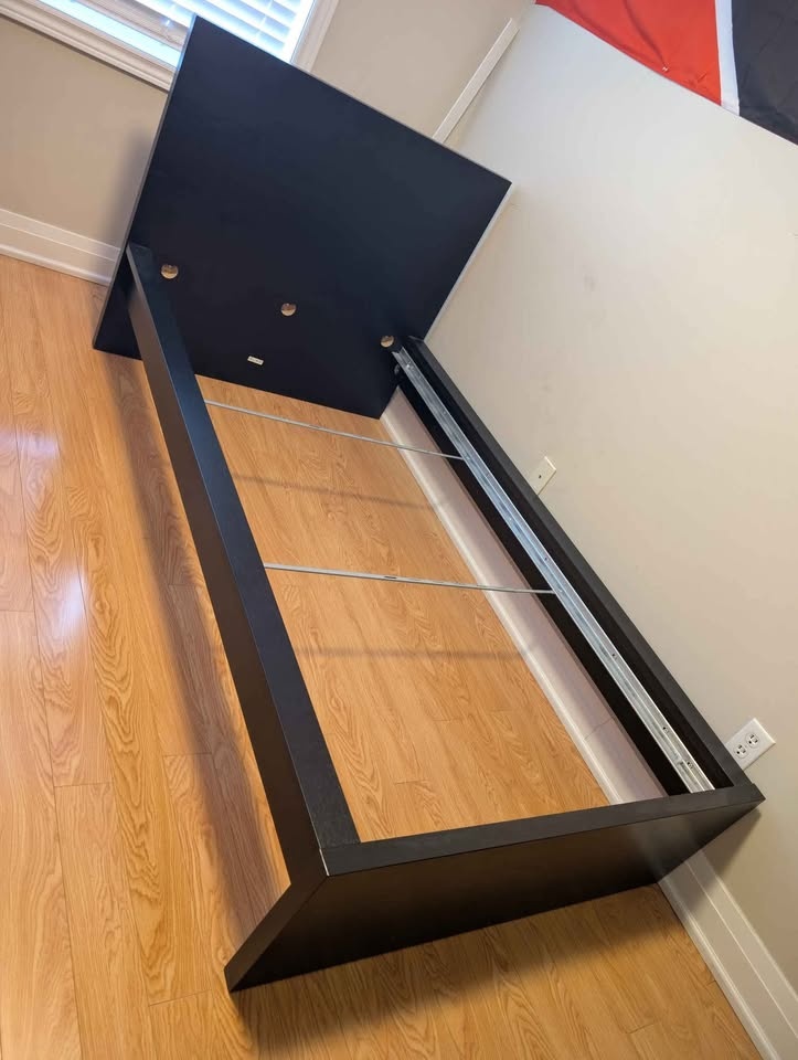 TWIN Ikea Malm Bed Frame with 1 drawer - photo 2