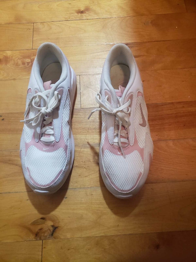 Air Max Pink and White
