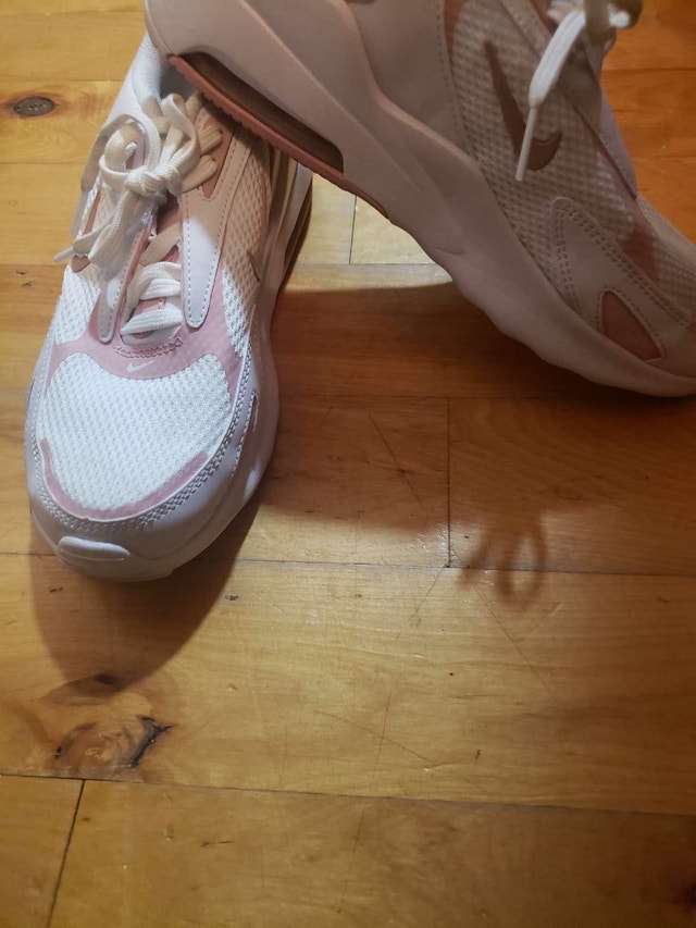 Air Max Pink and White - photo 3