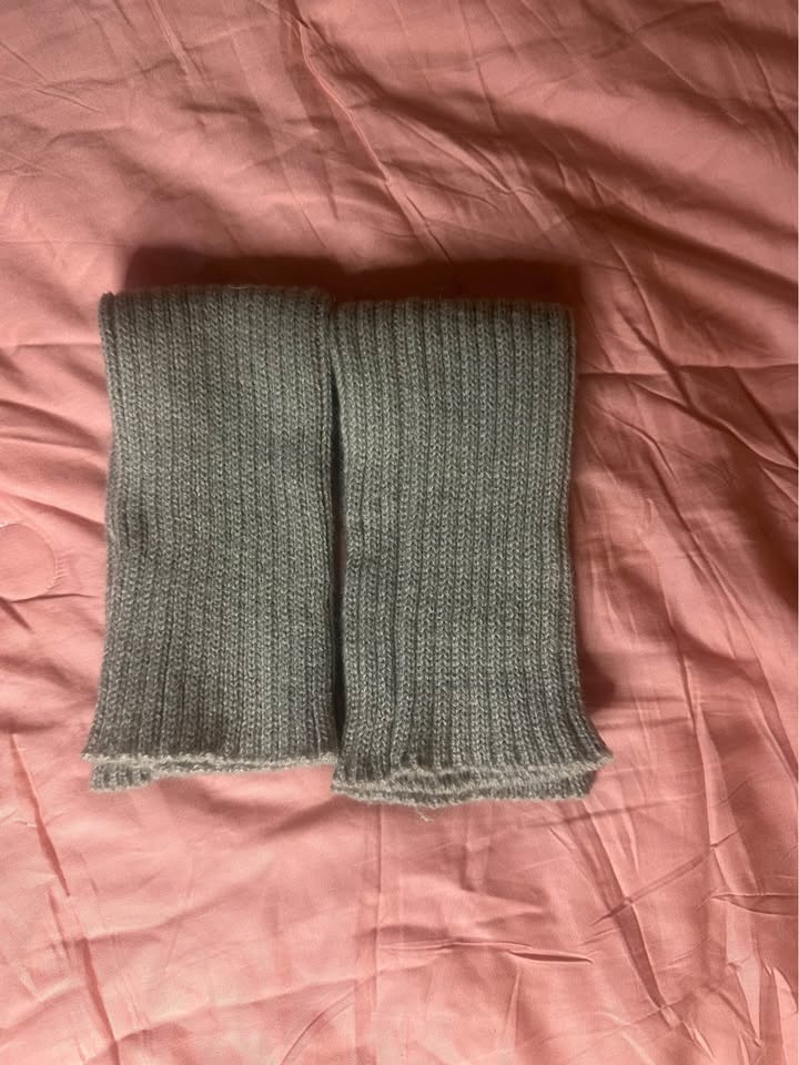 Greyish Green leg warmers - photo 2