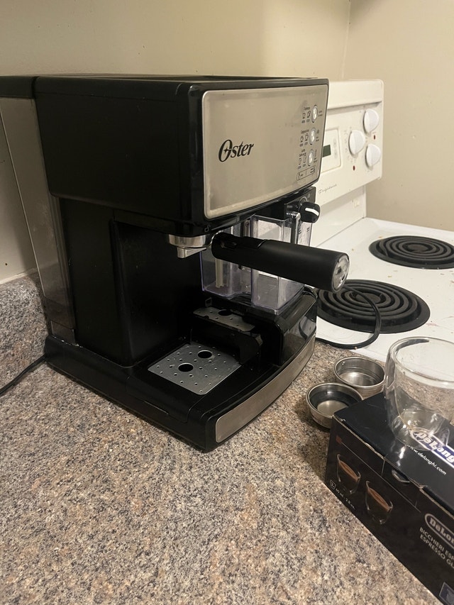 Oster PrimaLatte Espresso Machine w/ Glasses - photo 2