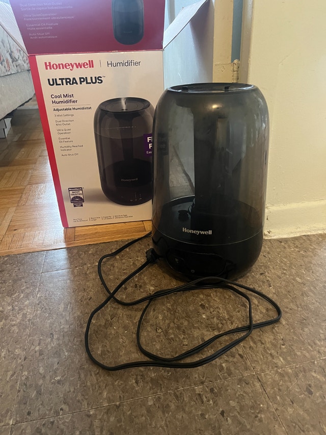 Honeywell Cool Mist Adjustable Humidifier