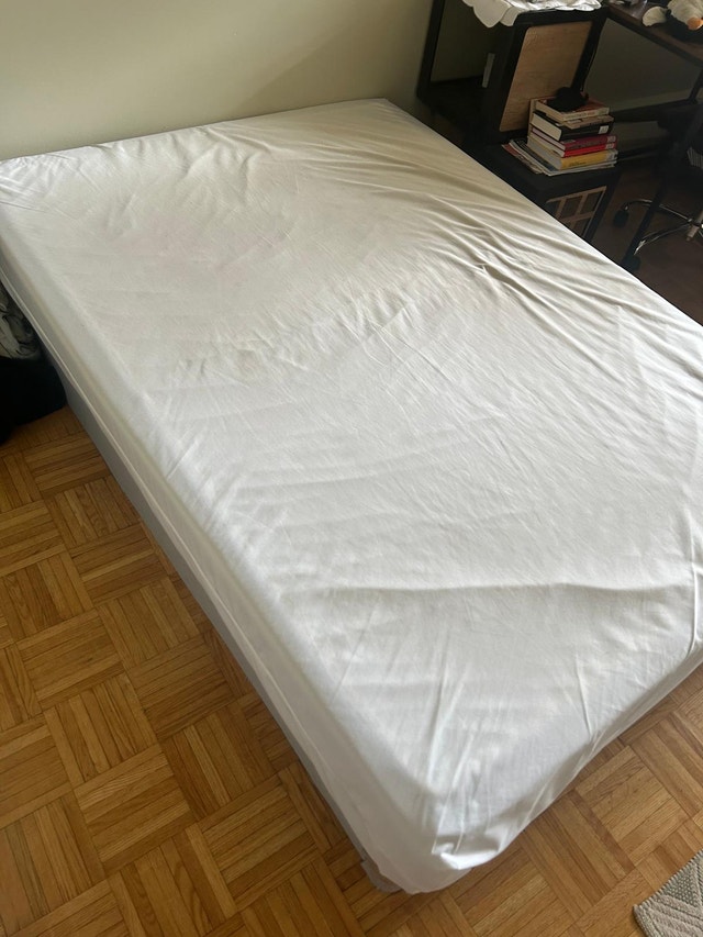Full/Double Mattress + Bed Frame from Sleep Country - photo 2