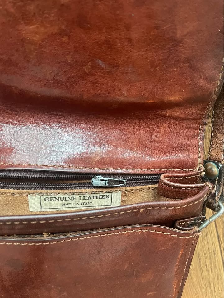 Vintage Italian Leather Crossbody Bag - photo 4