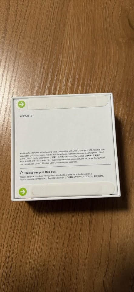 BNIB AirPods 4 - photo 2