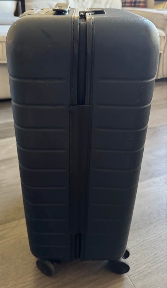 Away "The Bigger Carry-On" Hardshell Luggage w/ Power Bank - Nav - photo 3