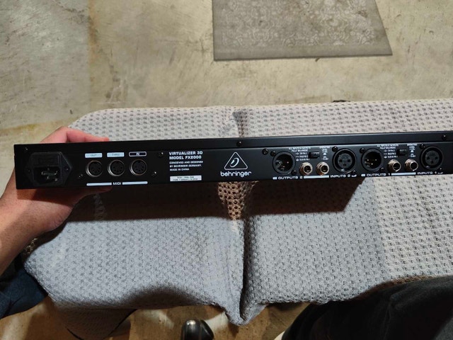 Behringer Virtualizer 3D FX2000 Multi-Effects Processor - photo 3