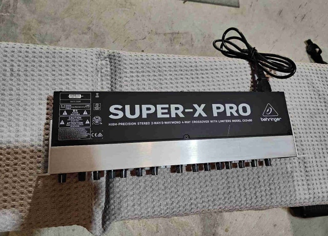 Behringer Super-X Pro CX3400 Crossover