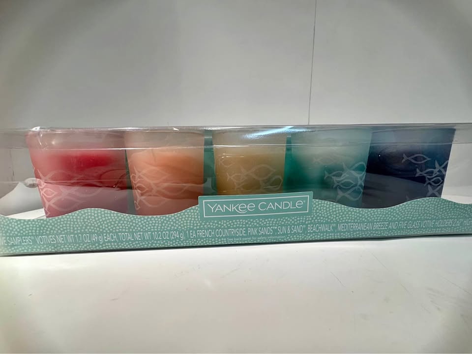 Yankee Candle Summer Seaside Silhouettes Votive Gift Set
