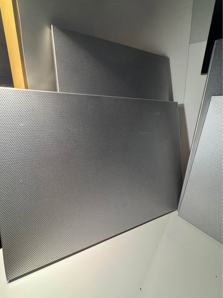 BRAND NEW Bulletboard Magnetic & Pushpin Board by Umbra - photo 2