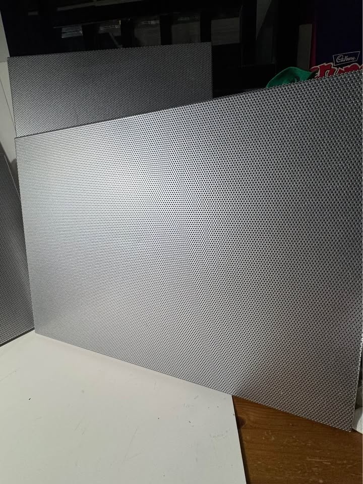 BRAND NEW Bulletboard Magnetic & Pushpin Board by Umbra - photo 3