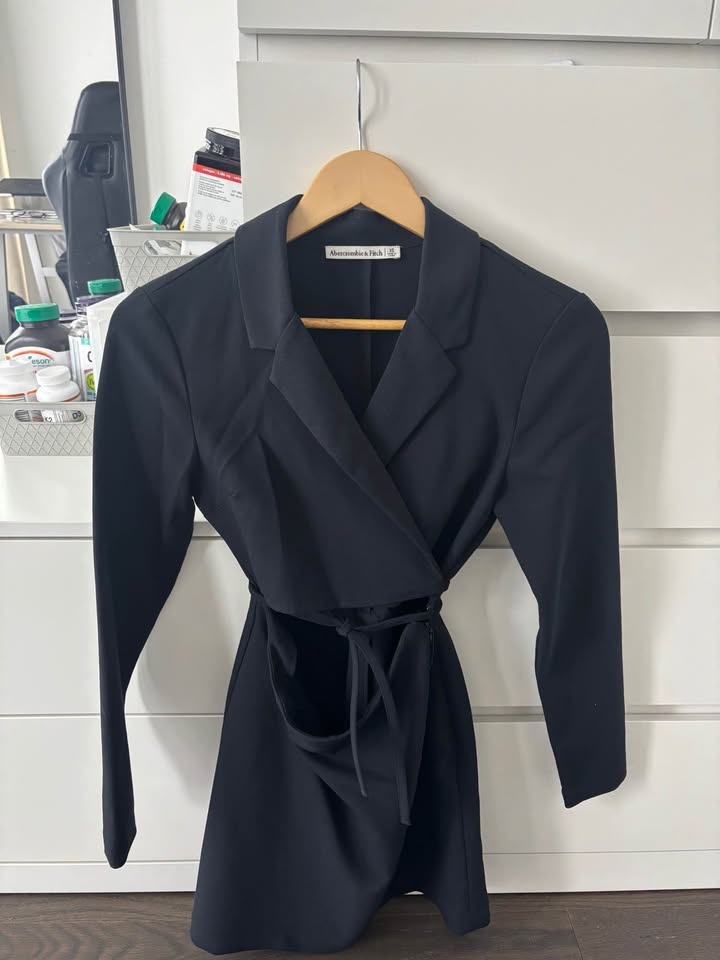 Abercrombie Blazer Cutout Dress - photo 4