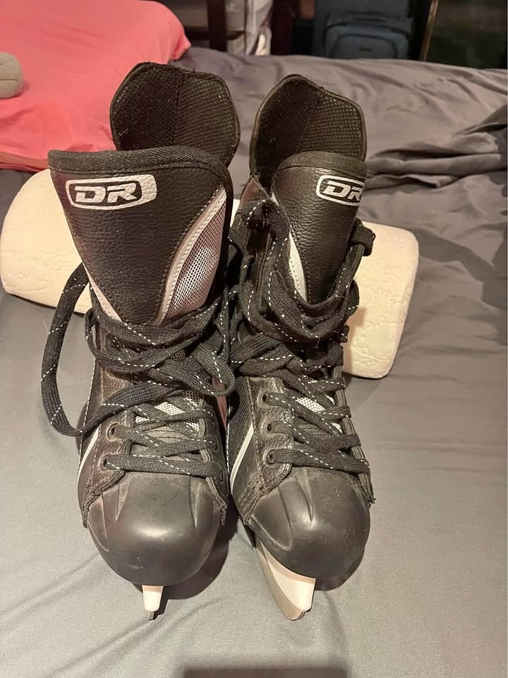 Man Ice skates