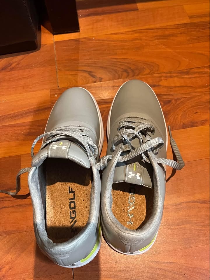 Women's Under Armour Golf Shoes - Size 9
