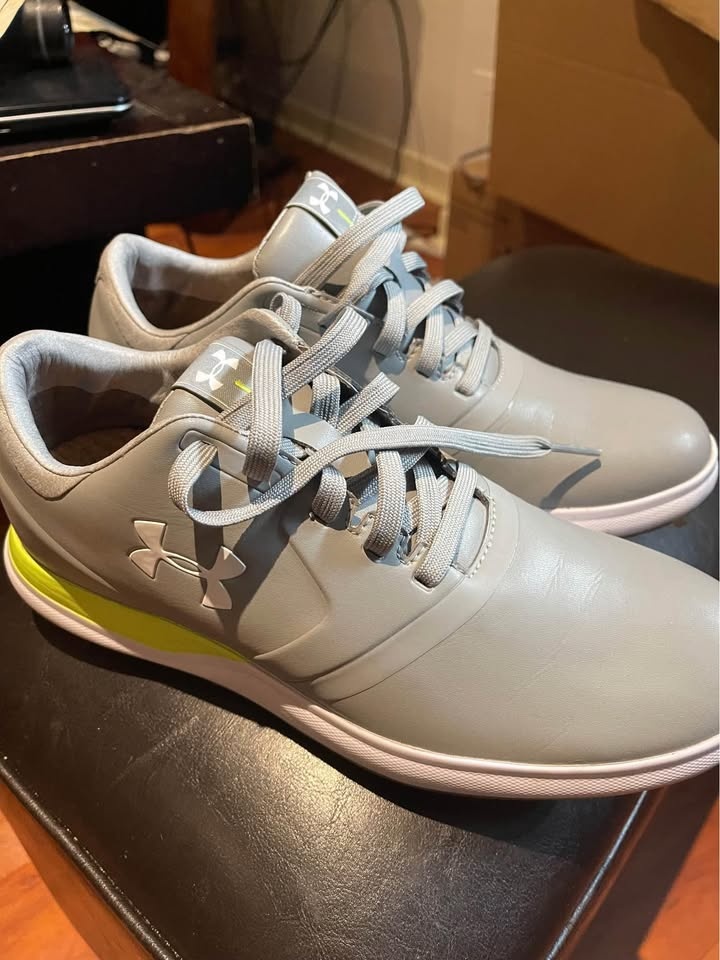 Women's Under Armour Golf Shoes - Size 9 - photo 3