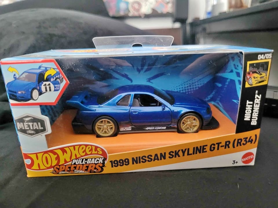 Custom R34 Nissan Skyline GTR Hot Wheels 1/32 Scale