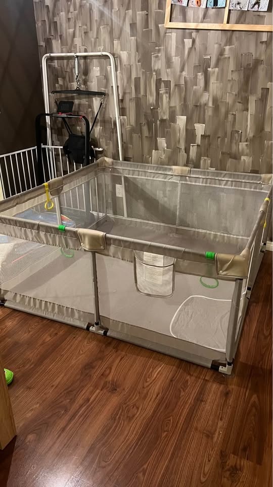 Baby Playpen - photo 2