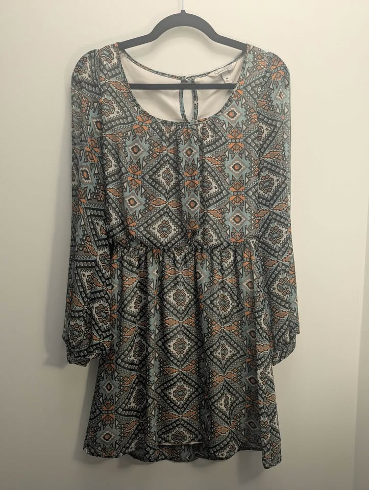 Dress with Breezy Sleeves - photo 2