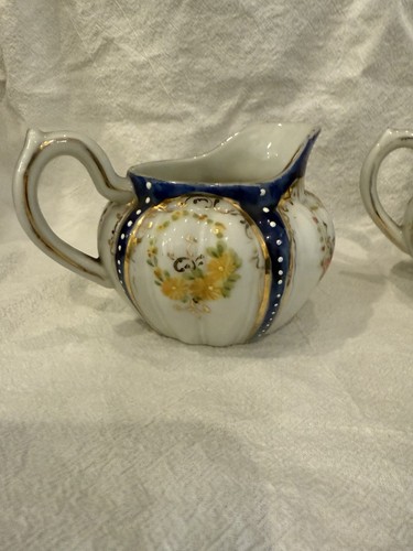 Classic English Tea Style Sugar Dish With Lid And Creamer