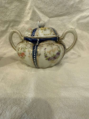 Classic English Tea Style Sugar Dish With Lid And Creamer - photo 5