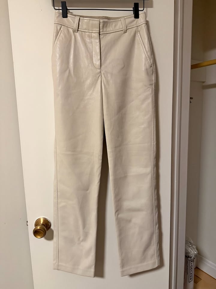 Aritzia Babaton Leather Pant Size 0